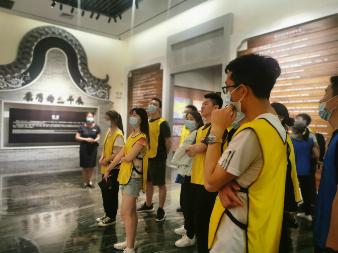 广州市启恩企业管理咨询有限公司等到康有为博物馆参观