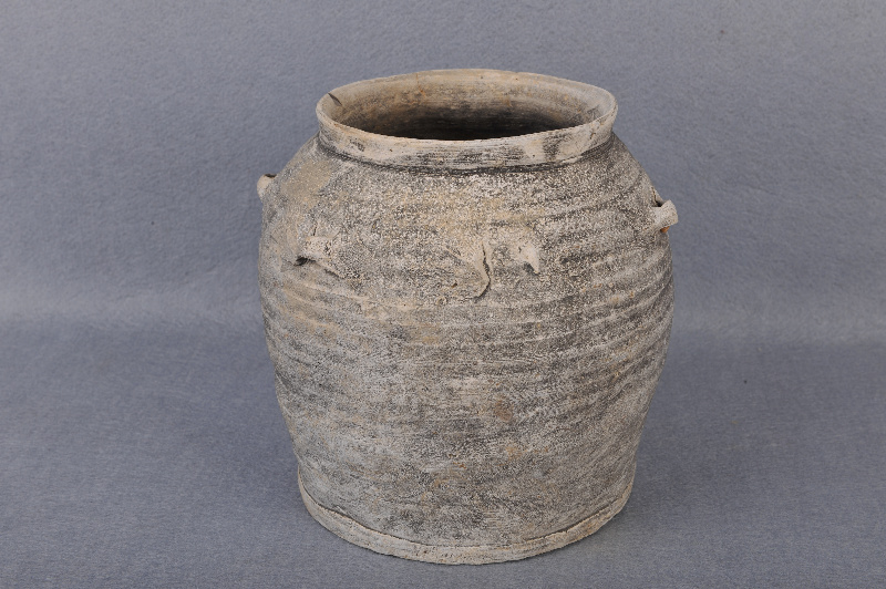 唐灰陶六系陶罐