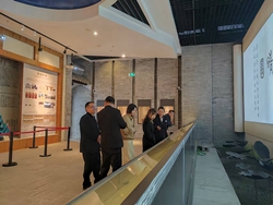 上海风语筑文化科技有限公司等团体参观南海区博物馆