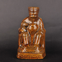 民国酱黄釉土地公陶坐像